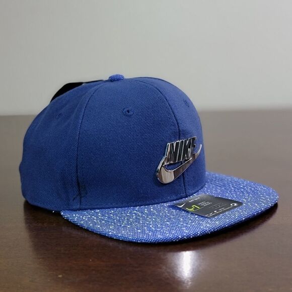 Nike Sportswear NSW Blue Hat Cap Metallic Logo New - Picture 2 of 5